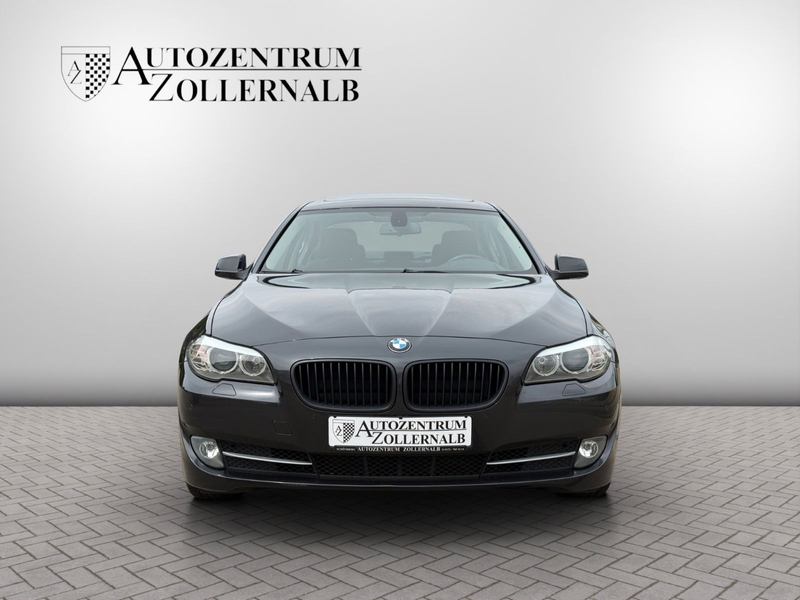 BMW 520 d Limousine *STDHZG*AHK*MEMORY*XENON*S-DACH* — photo 2