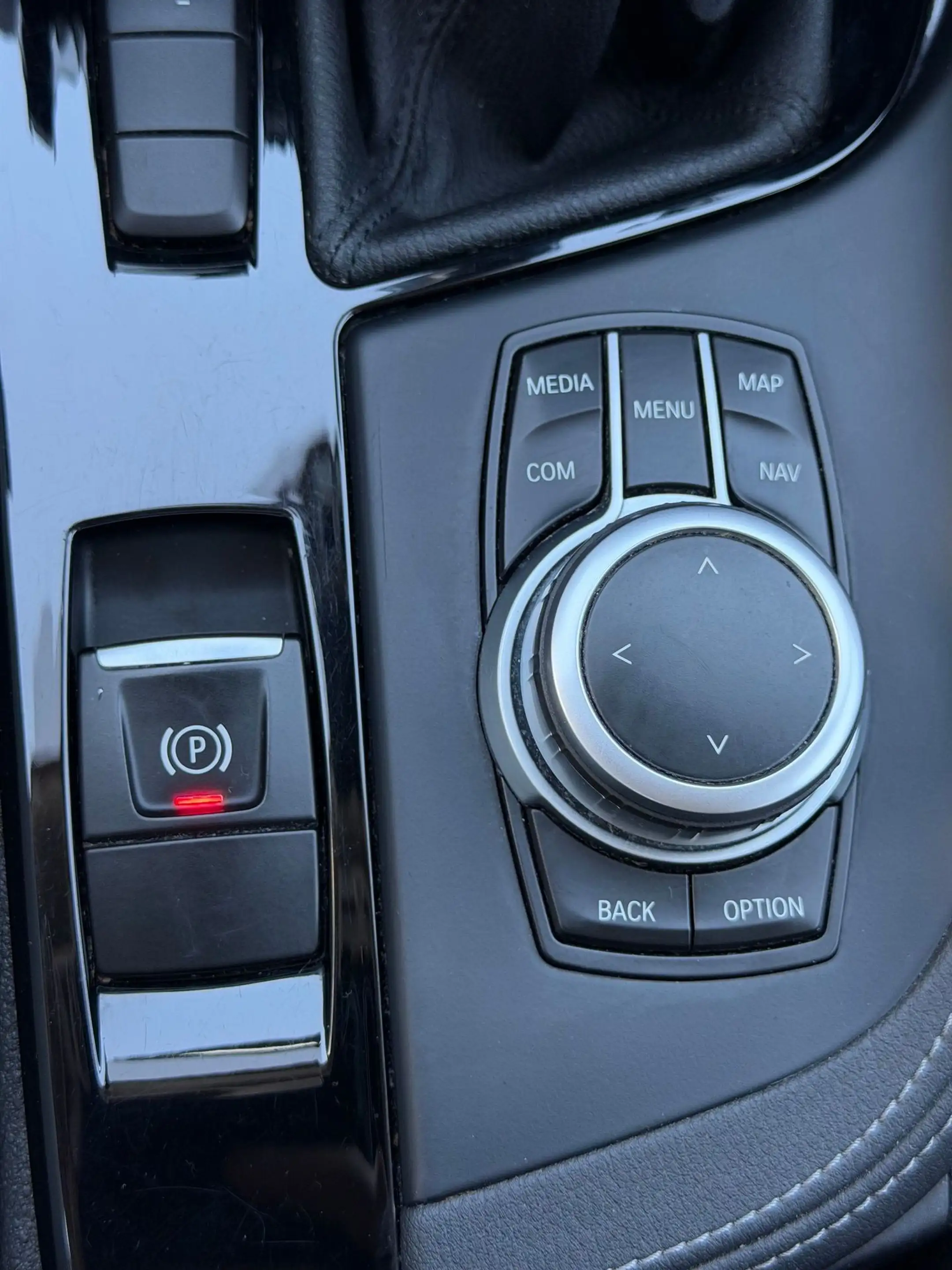 BMW iX2 sDrive 18 d Advantage/TÜV/Kamera/Klima/LED/Navi — photo 8