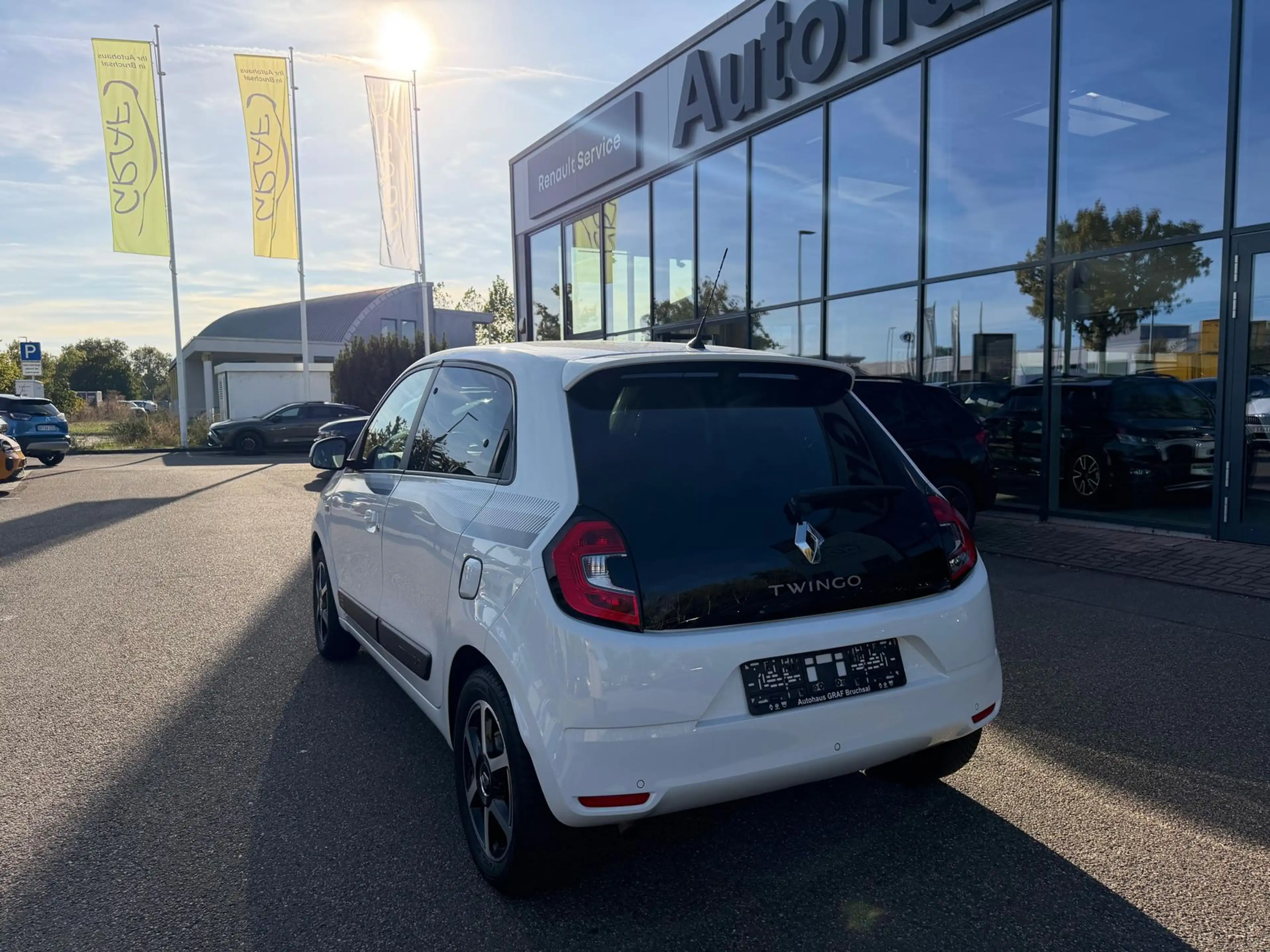 Renault Twingo Twingo 0.9 TCe 90 Limited (EURO 6d-TEMP) — photo 4