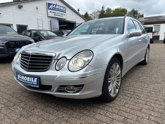Mercedes-Benz E 320 T CDI 4Matic Leder Navi SSD SHZ Sport