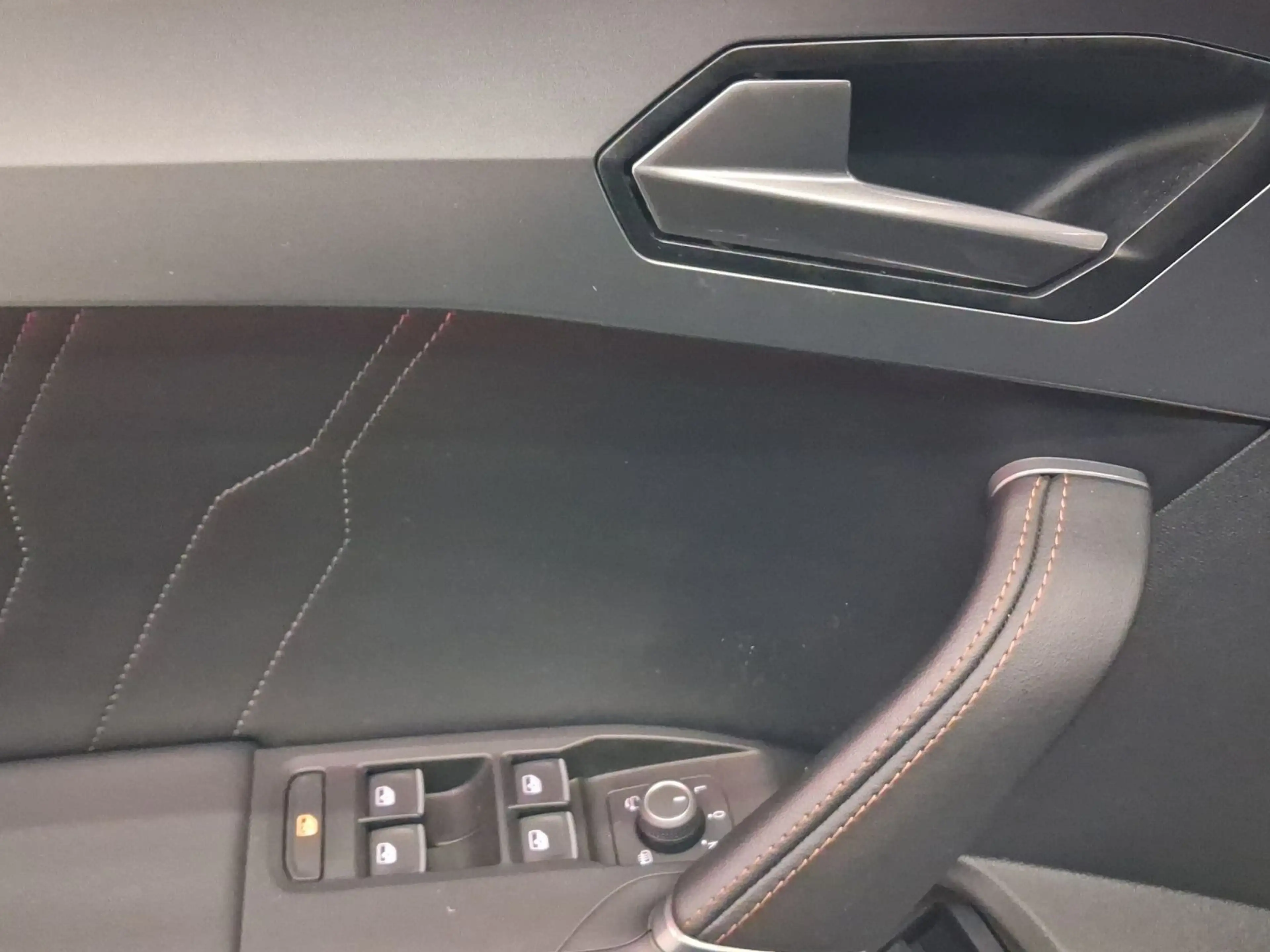 CUPRA Formentor 1.4 eHybrid KAMERA FULL-LINK LM19 — photo 8