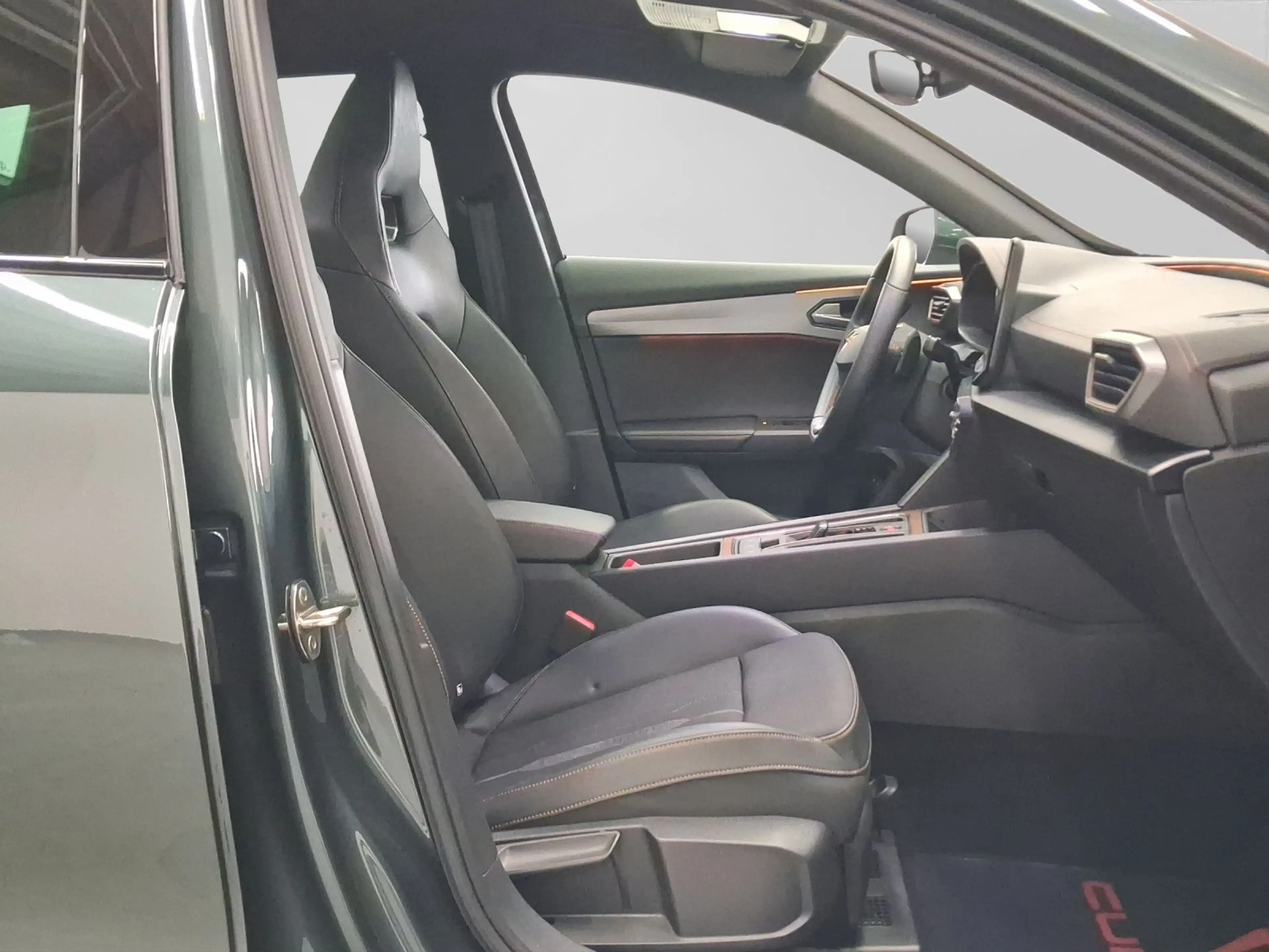 CUPRA Formentor 1.4 eHybrid KAMERA FULL-LINK LM19 — photo 4