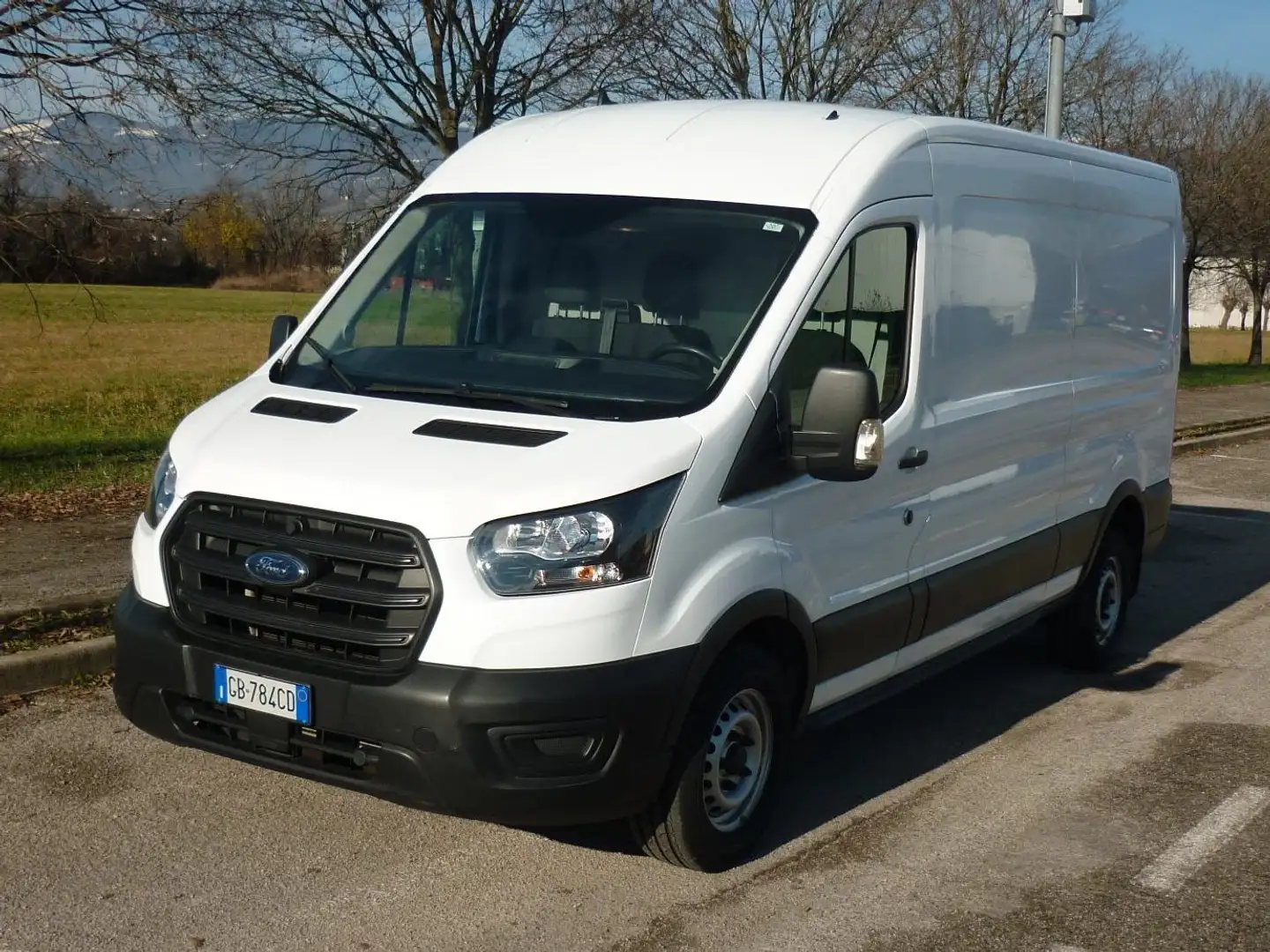 Ford Transit 350 2.0 TDCi 170cv Trend L3H2 E6 Bianco - 1