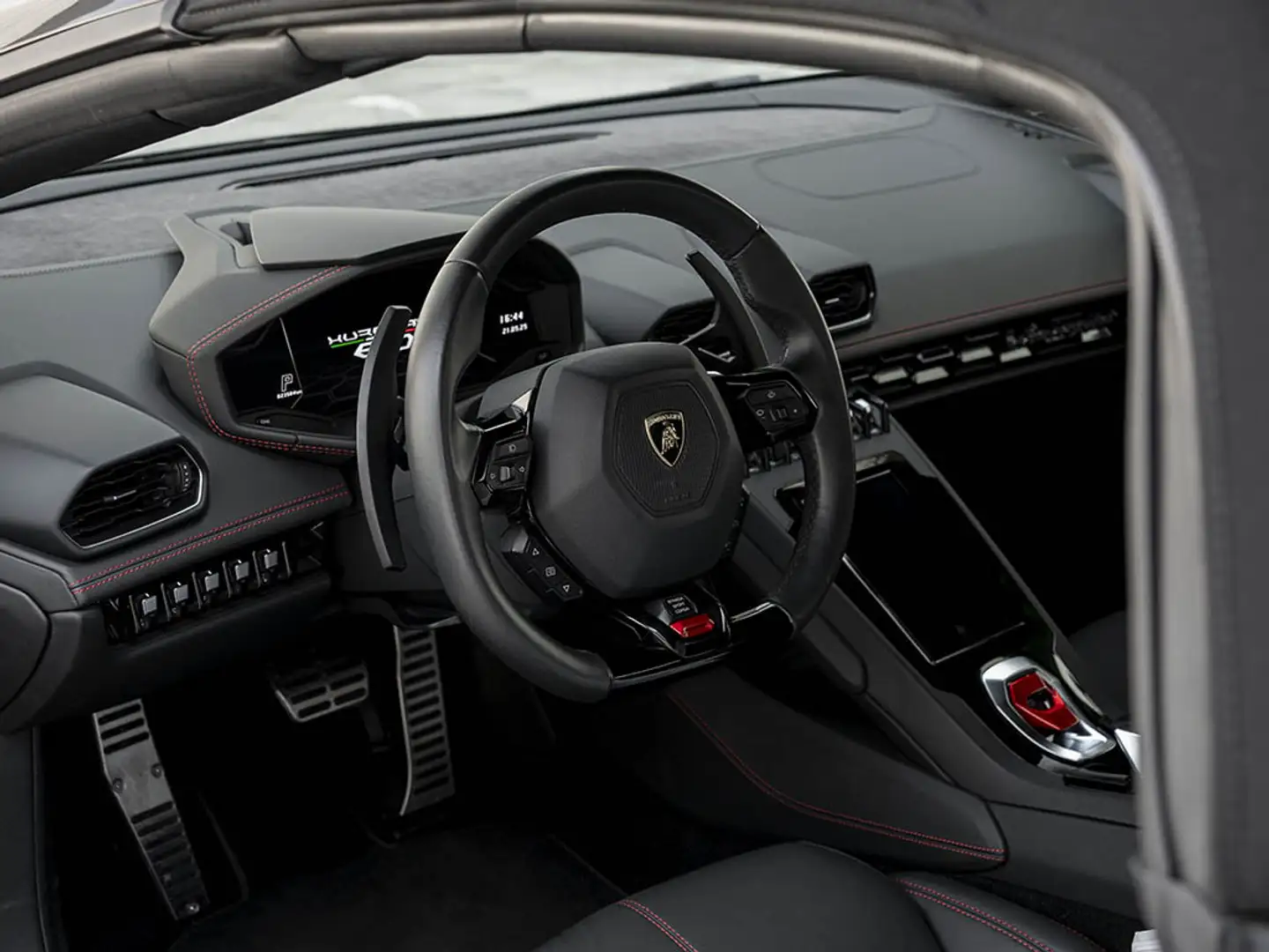 Lamborghini Huracán Evo Spyder Schwarz - 2