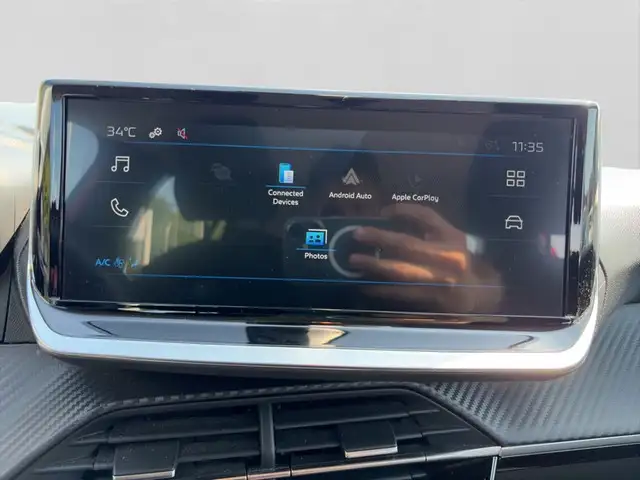 Peugeot 208 view 12