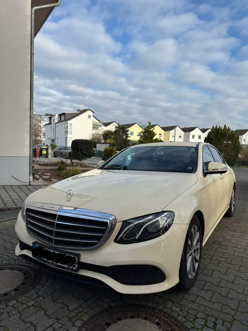 Mercedes-Benz E 200 E 200 d | Garantierter Original Kilometerstand!!! Beige - 1