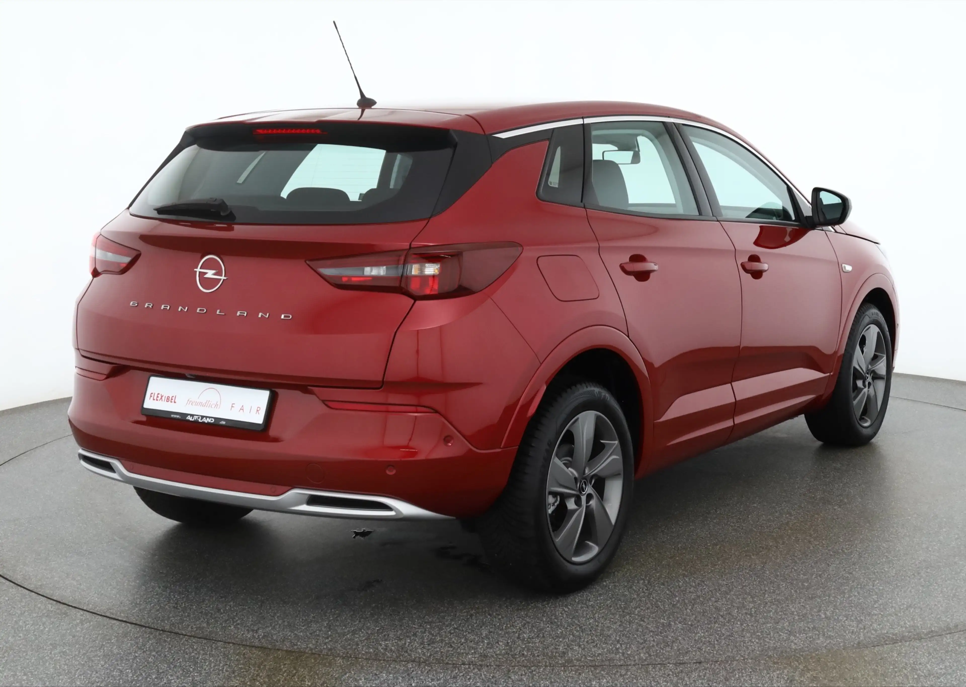 Opel Grandland (X) 1.2 Turbo LED Kamera IntelliLink — photo 5