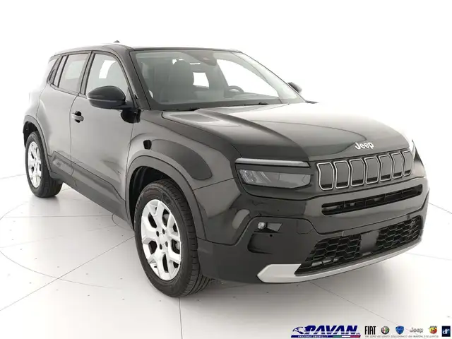 Jeep Avenger view 3