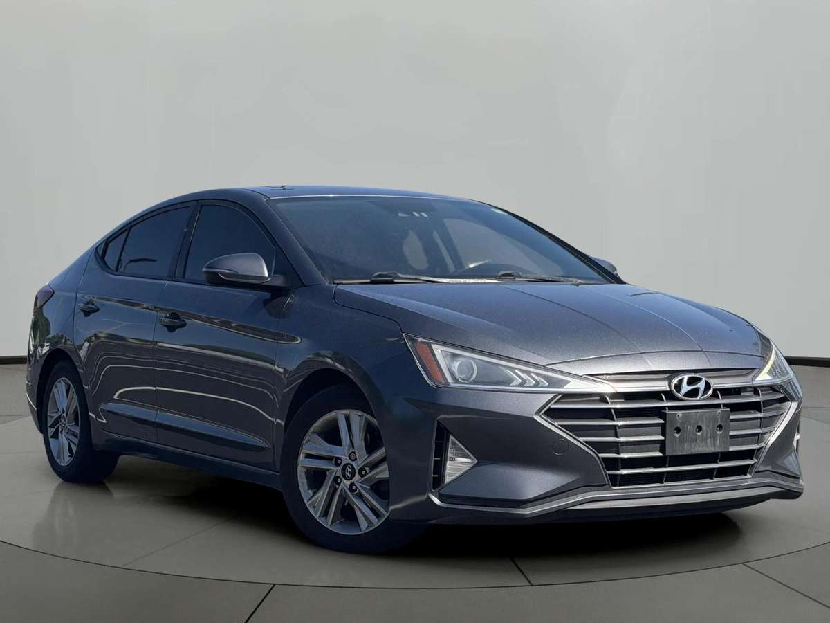 2020 Hyundai Elantra Preferred w/ Sun & Safety Package — снимка 1