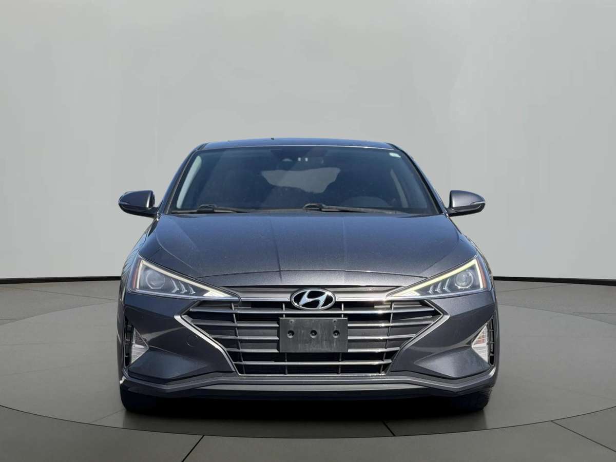 2020 Hyundai Elantra Preferred w/ Sun & Safety Package — снимка 1