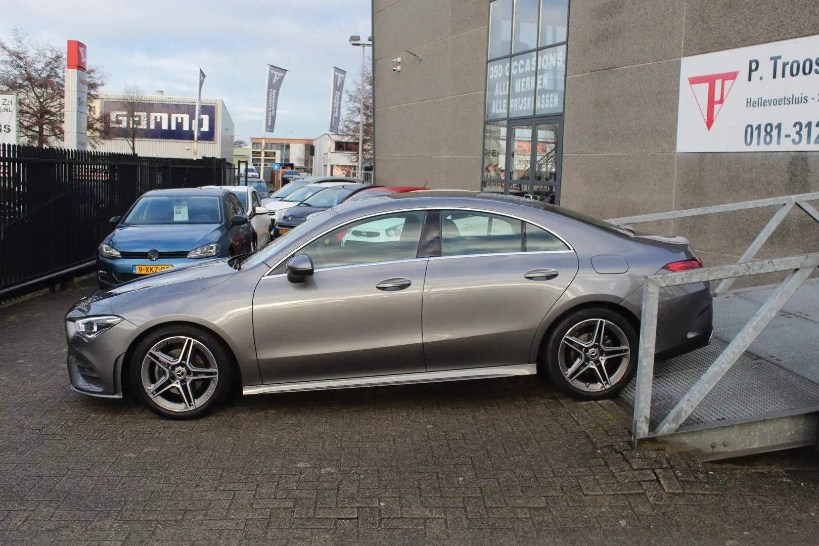 Mercedes-Benz CLA 180 Automaat AMG/Sfeerverlichting/Navigatie/Cruise con Gris - 2