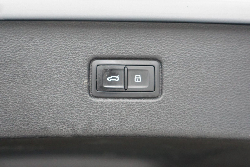 Audi Q7 3.0 TDI quattro /S-LINE/DIGITAL/7-SITZER/EUR6 — photo 11