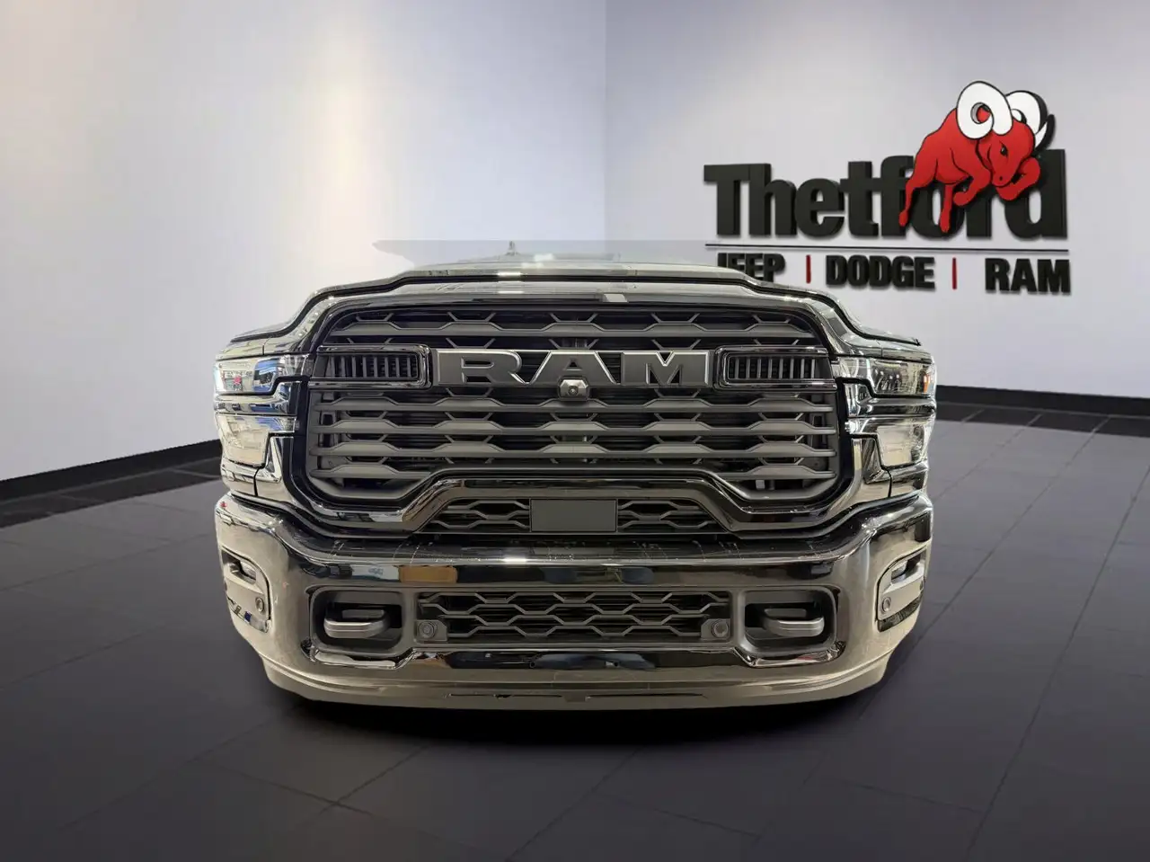 RAM 2500 снимка RAM 2500