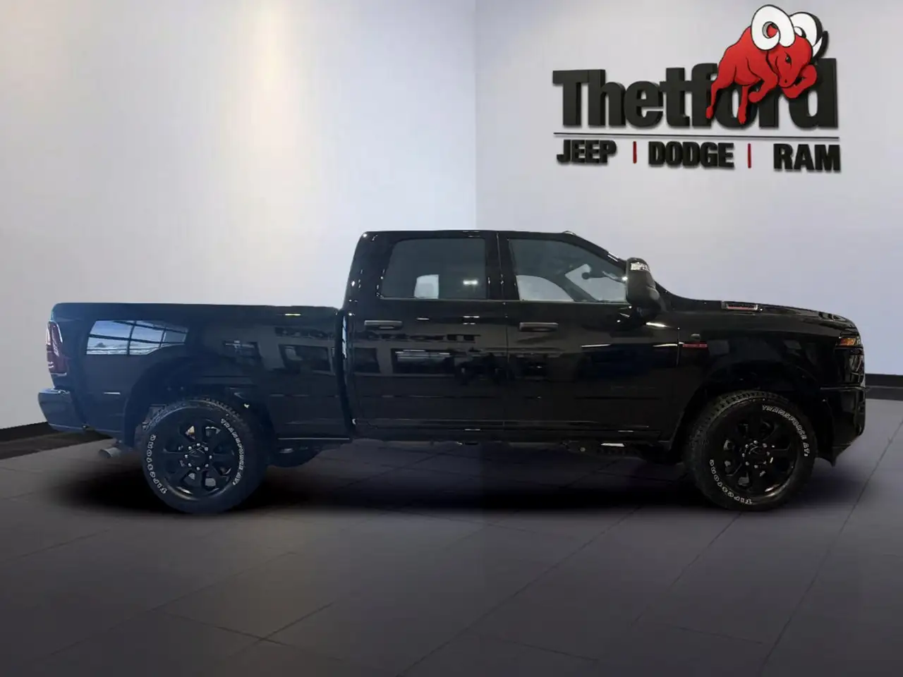 RAM 2500 снимка RAM 2500