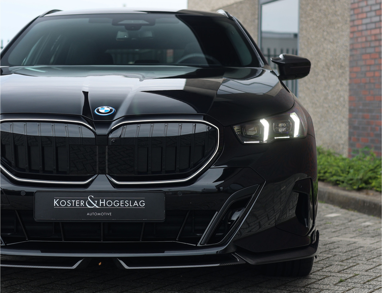 BMW 550 5-serie Touring 550e xDrive | M Performance - Pano — photo 14