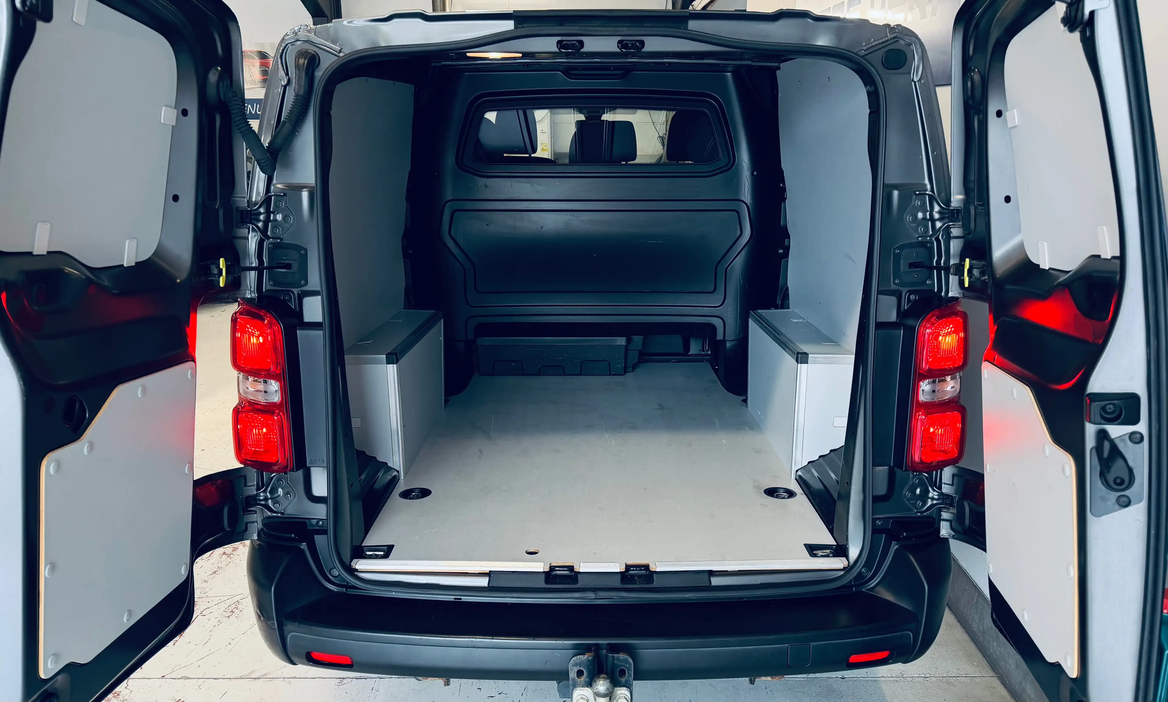 Peugeot Expert 2.0 BlueHDi L2 DOUBLE CABINE 6PLACES BLUETOOTH CLIM CRUISE — photo 13