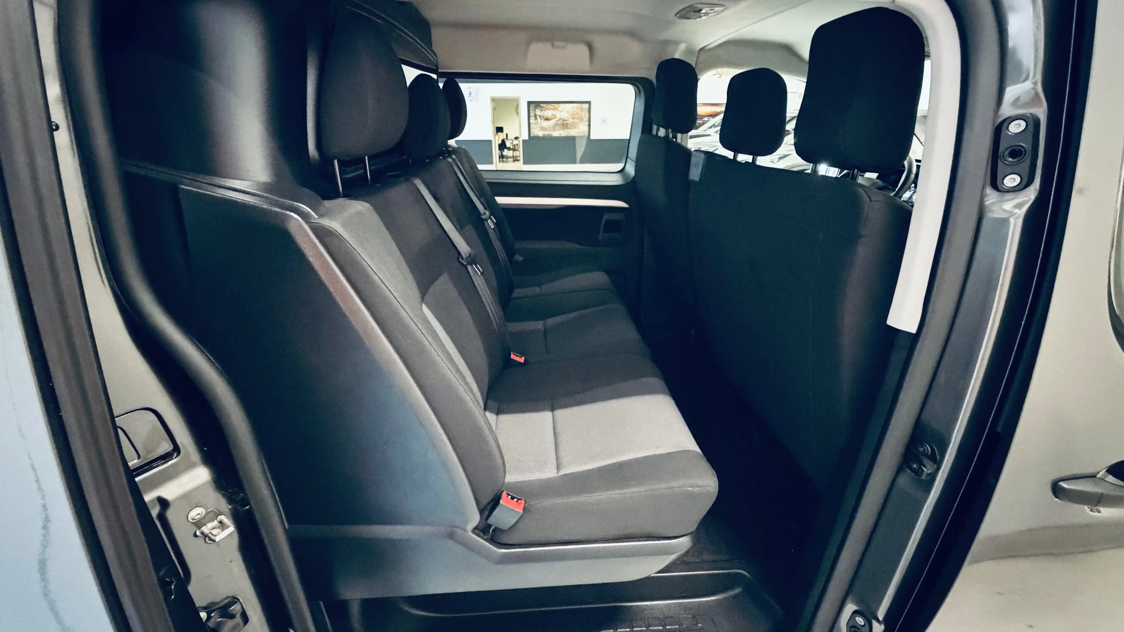 Peugeot Expert 2.0 BlueHDi L2 DOUBLE CABINE 6PLACES BLUETOOTH CLIM CRUISE — photo 7