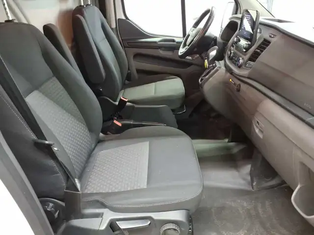 Ford Transit view 8