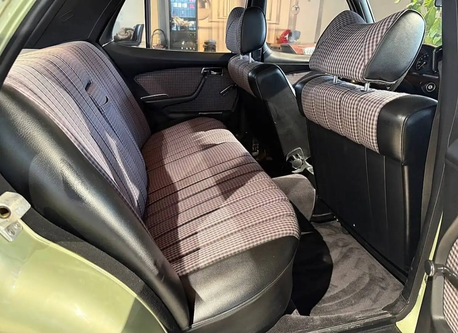 Mercedes-Benz S 280 280 SE W116E28 Grün - 2