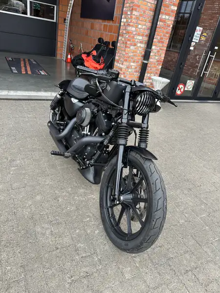 Harley-Davidson Iron 1200 - foto 2
