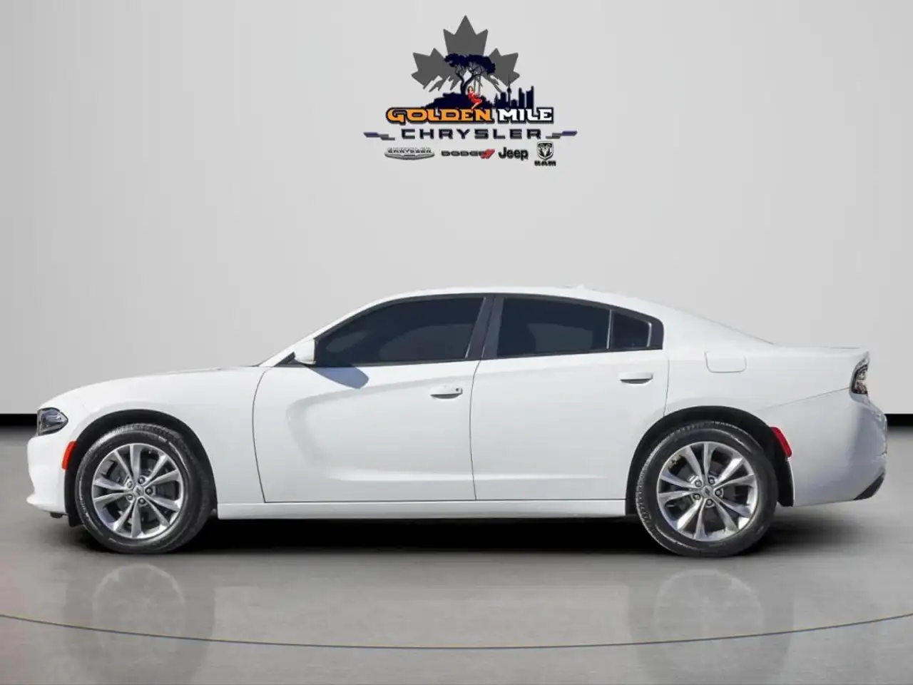 Dodge Charger снимка Dodge Charger