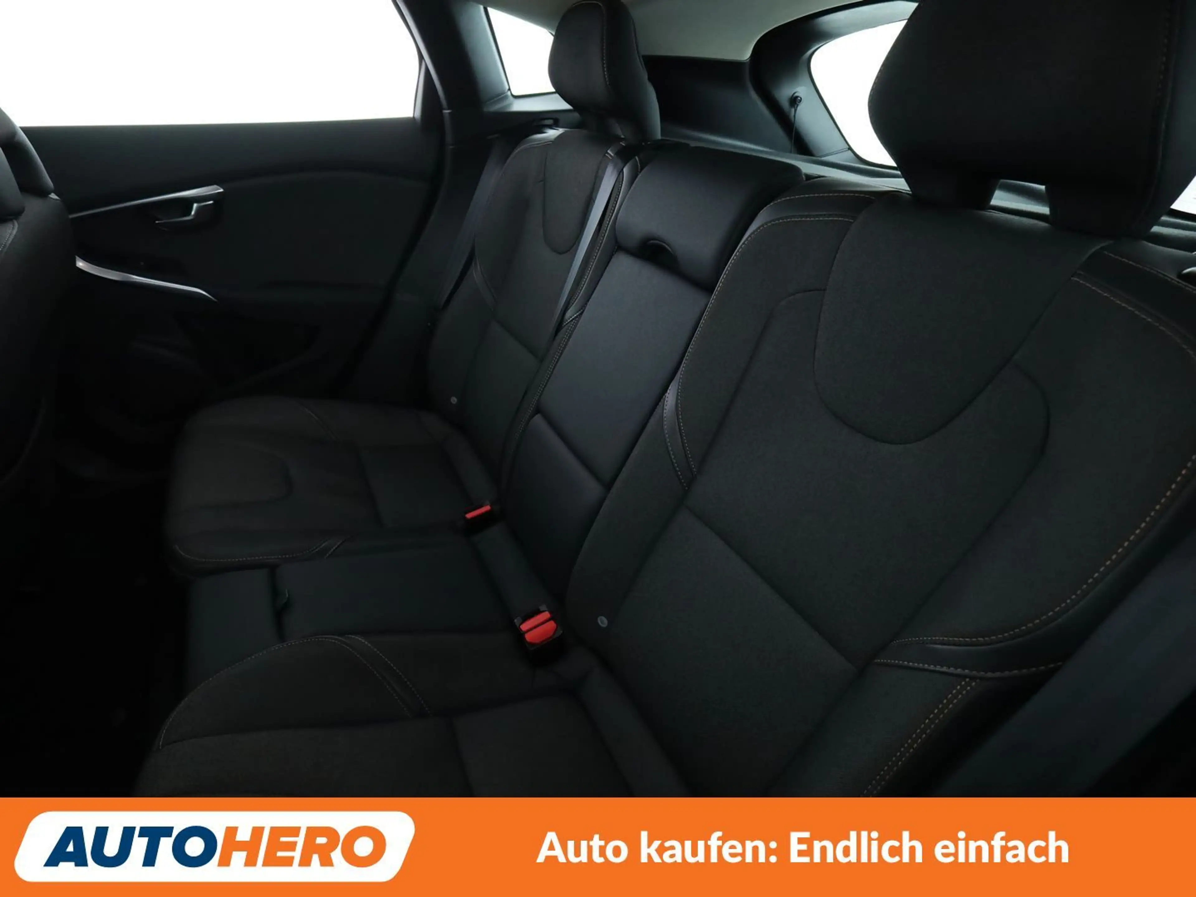 Volvo V40 Cross Country 2.0 D3 You!*NAVI*XENON*TEMPO*SHZ* — photo 14