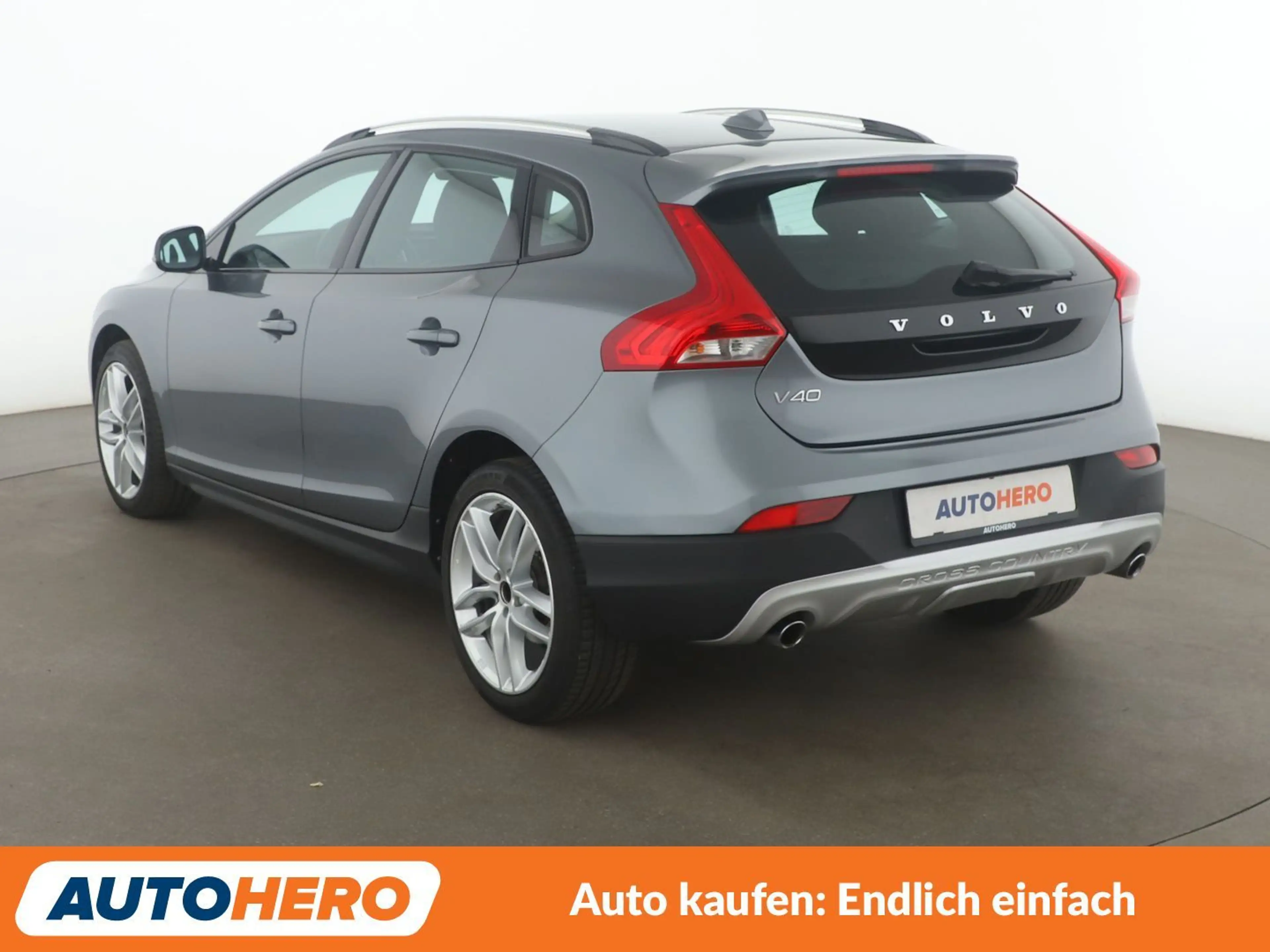 Volvo V40 Cross Country 2.0 D3 You!*NAVI*XENON*TEMPO*SHZ* — photo 4