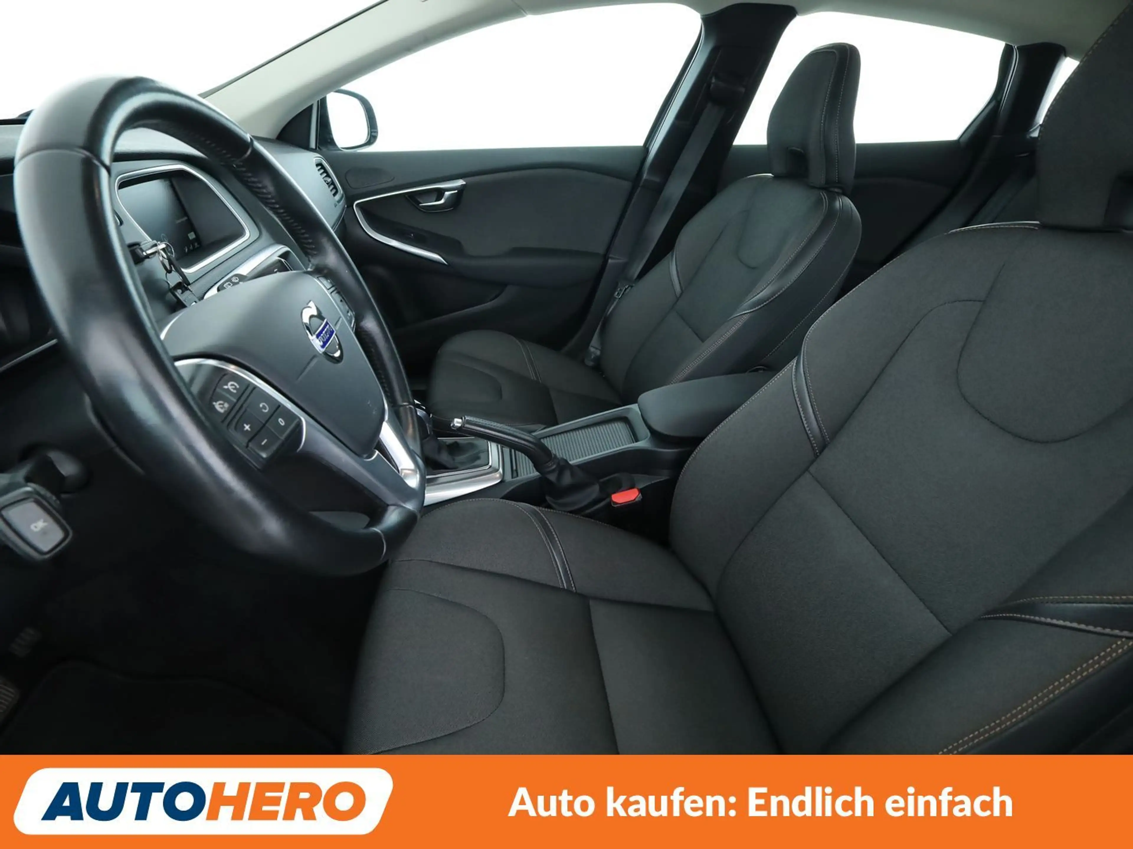 Volvo V40 Cross Country 2.0 D3 You!*NAVI*XENON*TEMPO*SHZ* — photo 10