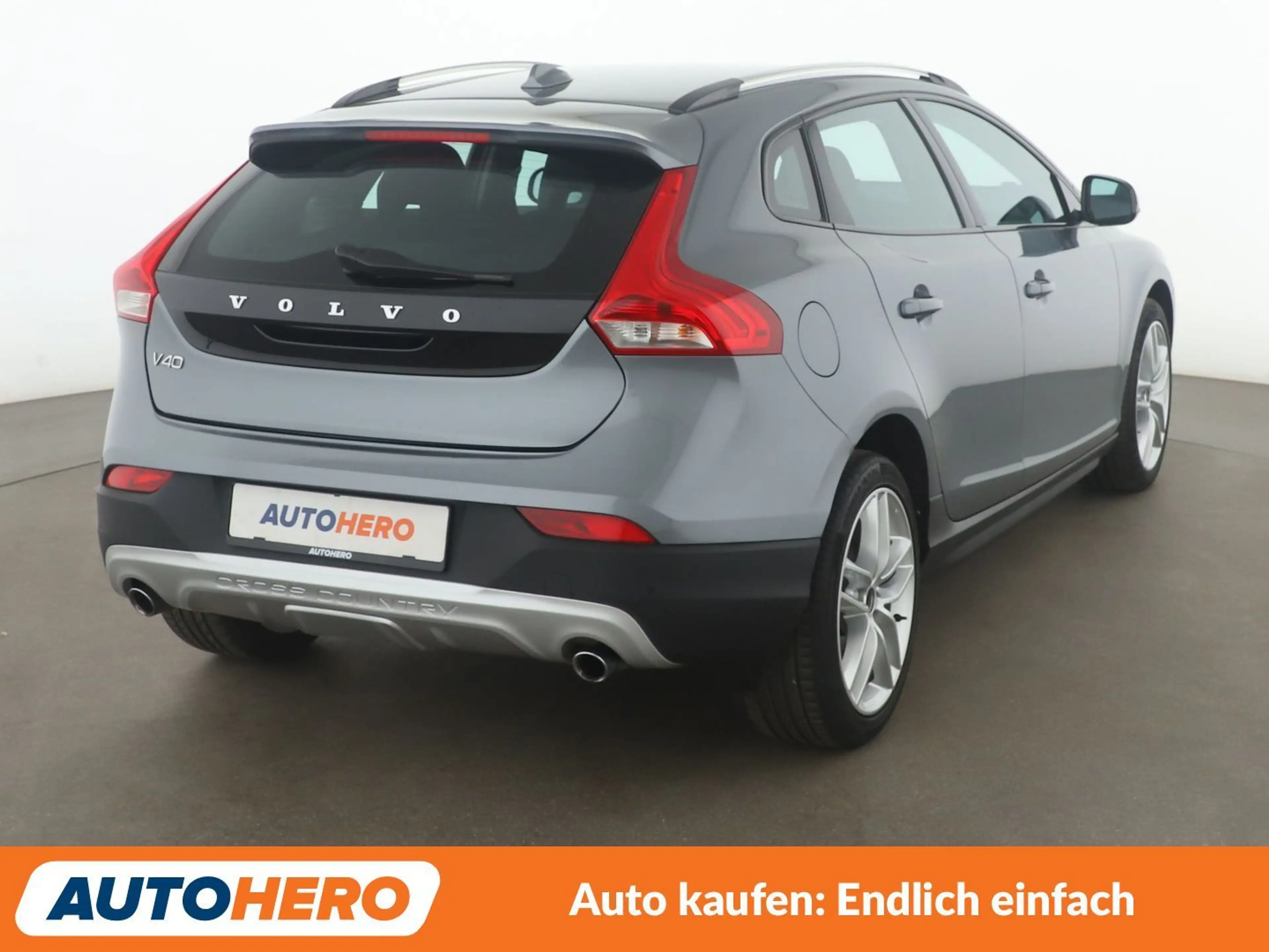 Volvo V40 Cross Country 2.0 D3 You!*NAVI*XENON*TEMPO*SHZ* — photo 6