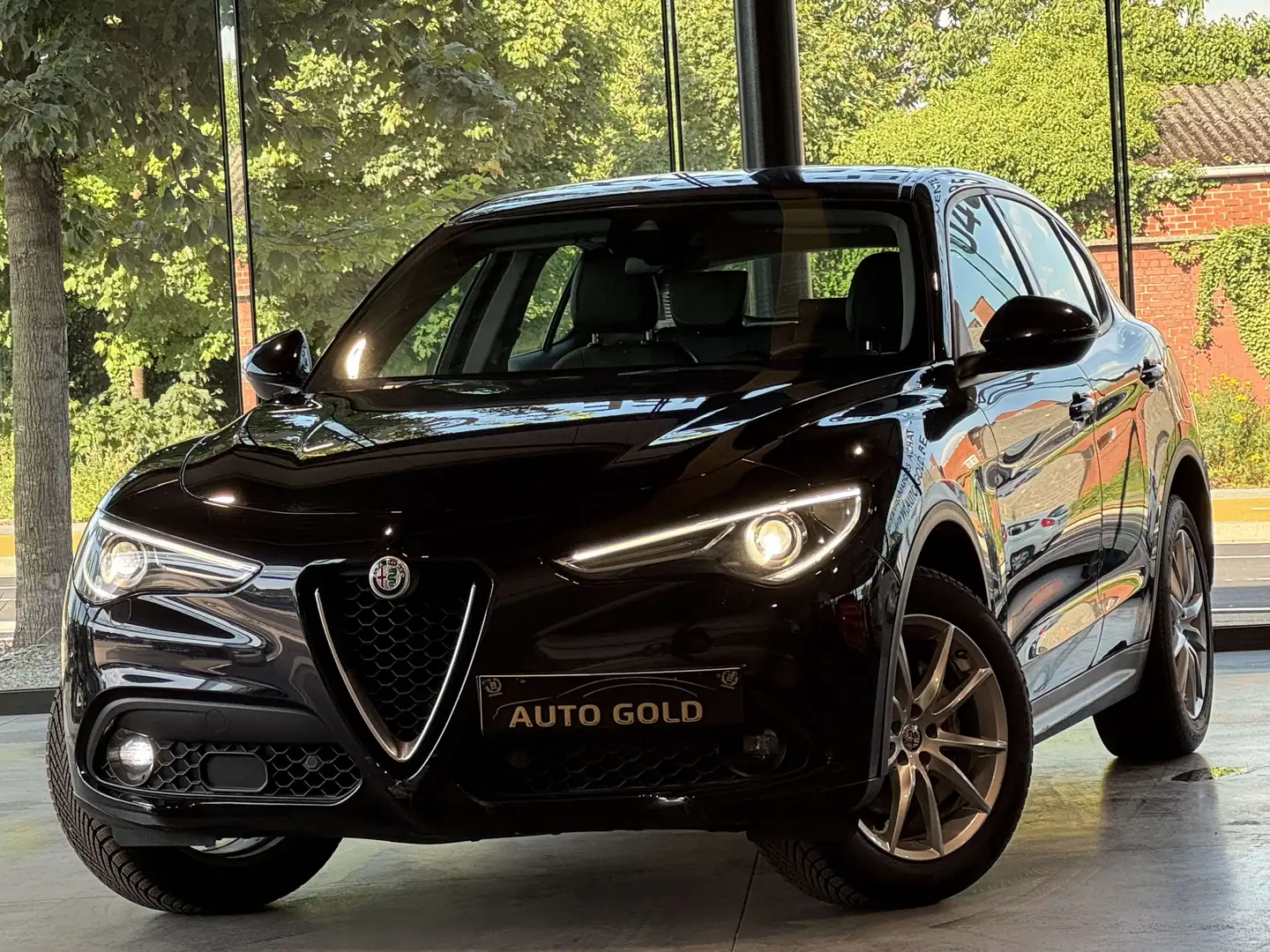 Alfa Romeo Stelvio 2.2 JTD Q4/FULLOPTIONS/1PROP CARNET/ Noir - 1