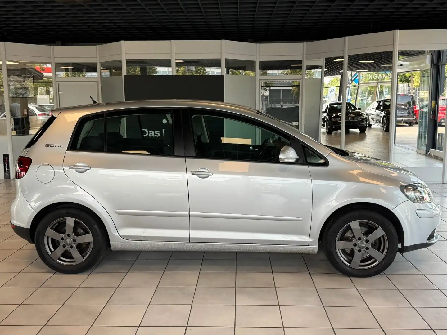 Volkswagen Golf Plus 1.6 Goal  · Automatik · Zahnriemen neu Silber - 2