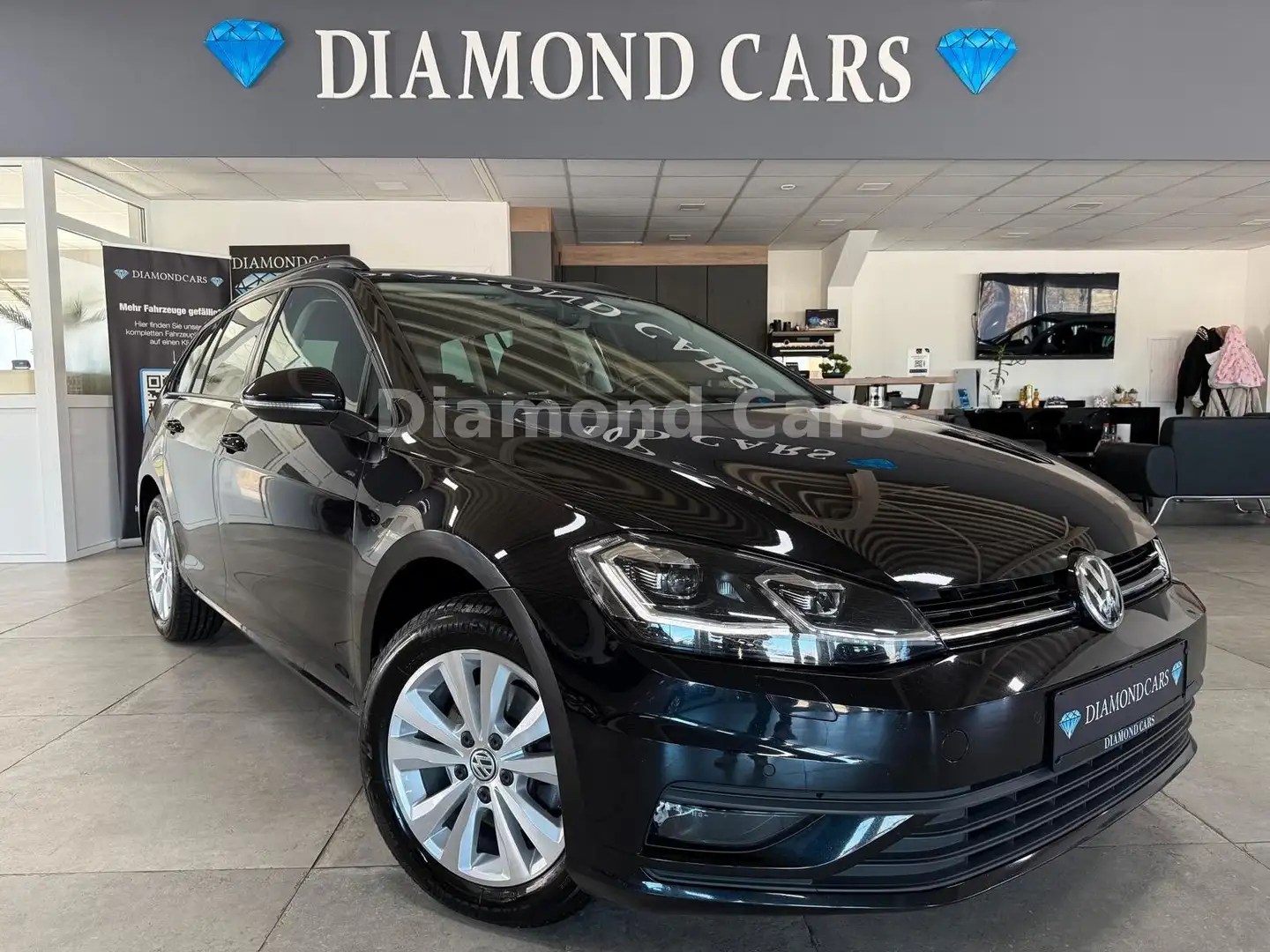 Volkswagen Golf VII Variant Trendline* AUTOMATIK * NAVI * Noir - 1
