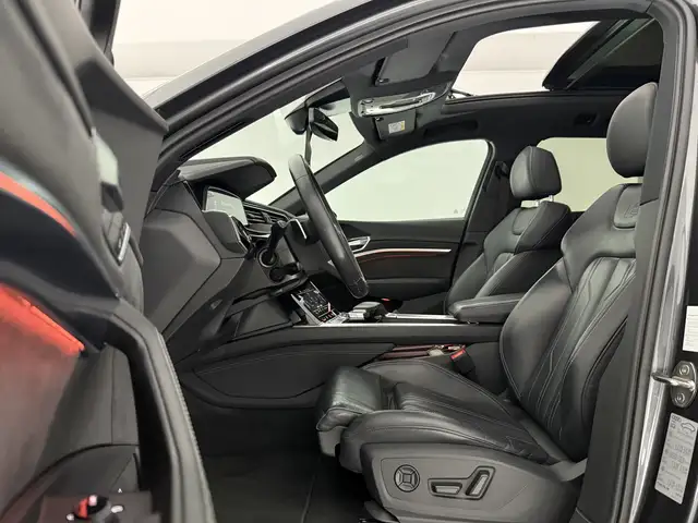 Audi E-Tron view 4