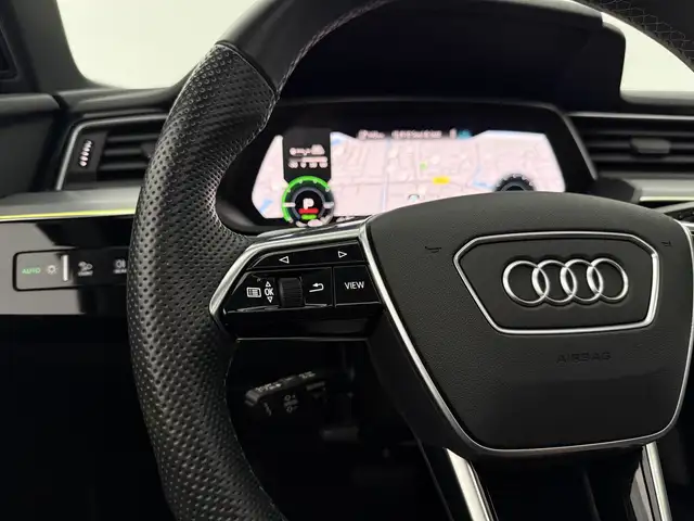 Audi E-Tron view 27
