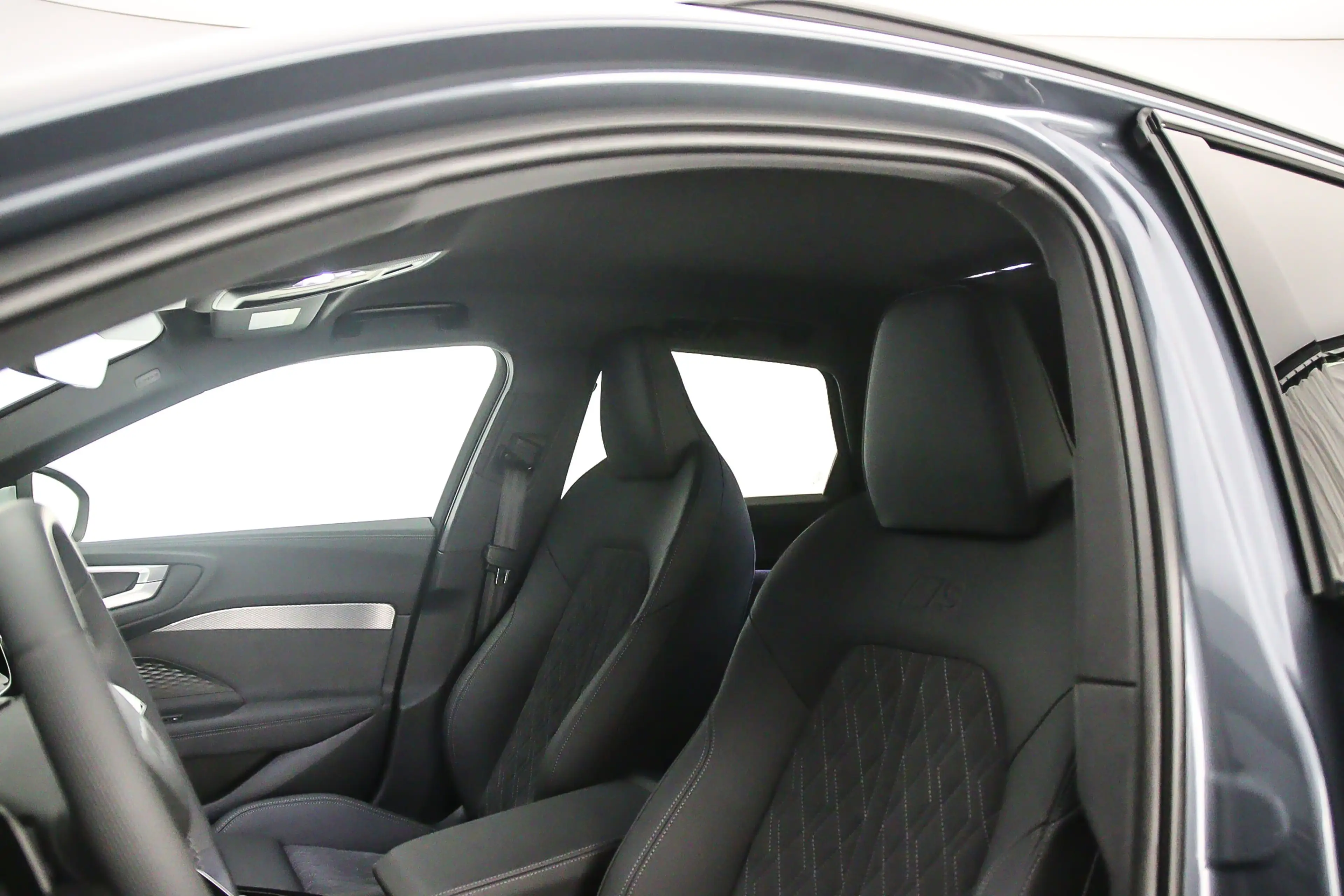 Audi A5 Avant e-hybrid quattro 299pk S edition — photo 9