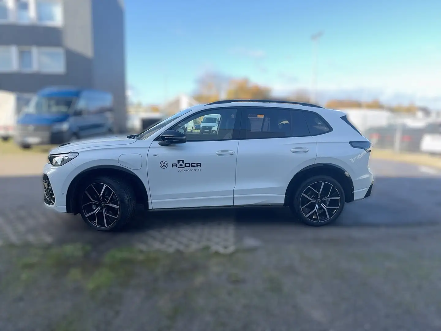 Volkswagen Tiguan R-Line 1.5 TSI eHybrid 200 kW Leder/Pano/AHK/Ha... Weiß - 2