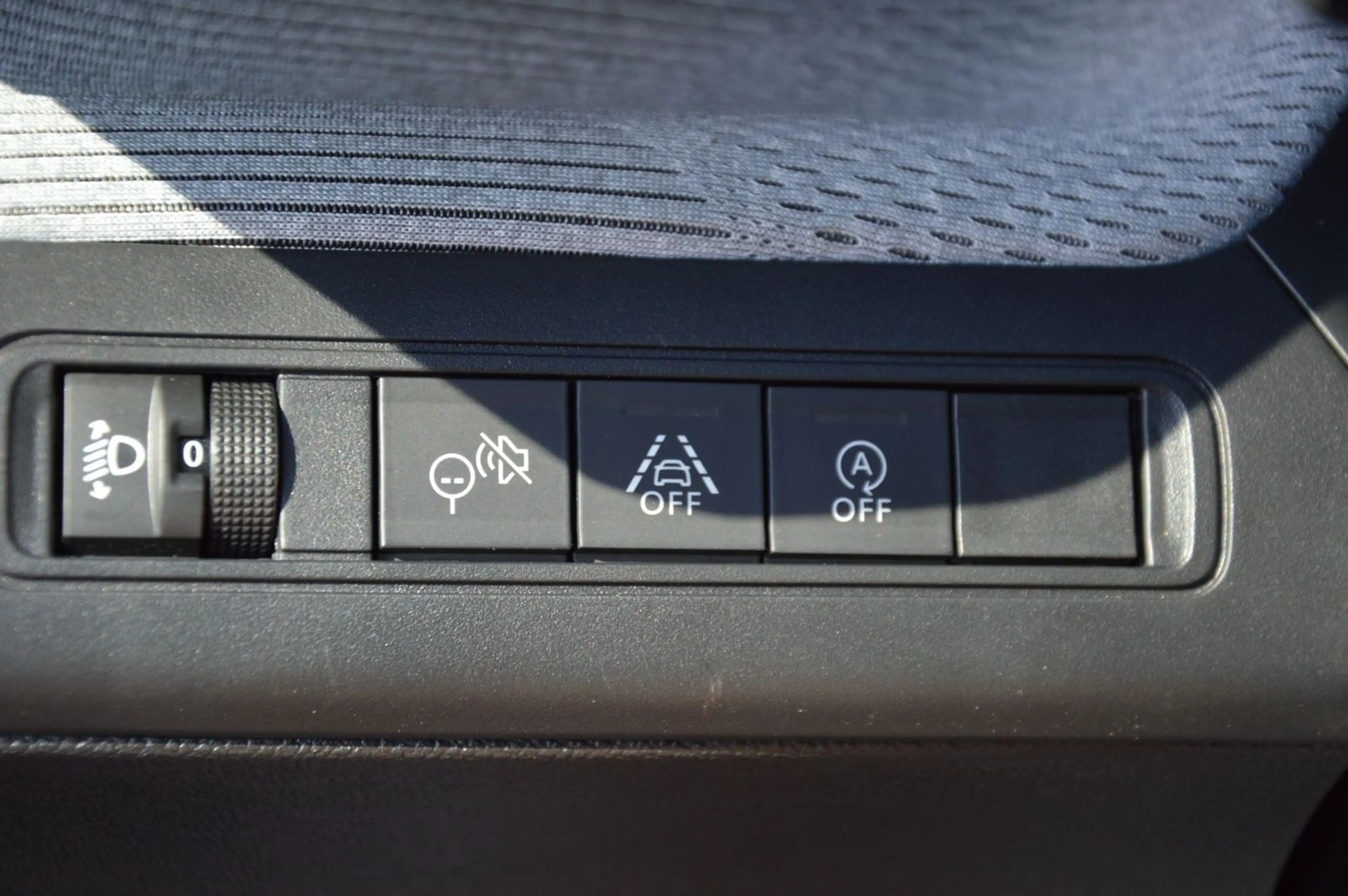 Citroen C3 1.2 Turbo PLUS"SITZHZ"PDC"LED"KLIMA" — photo 15