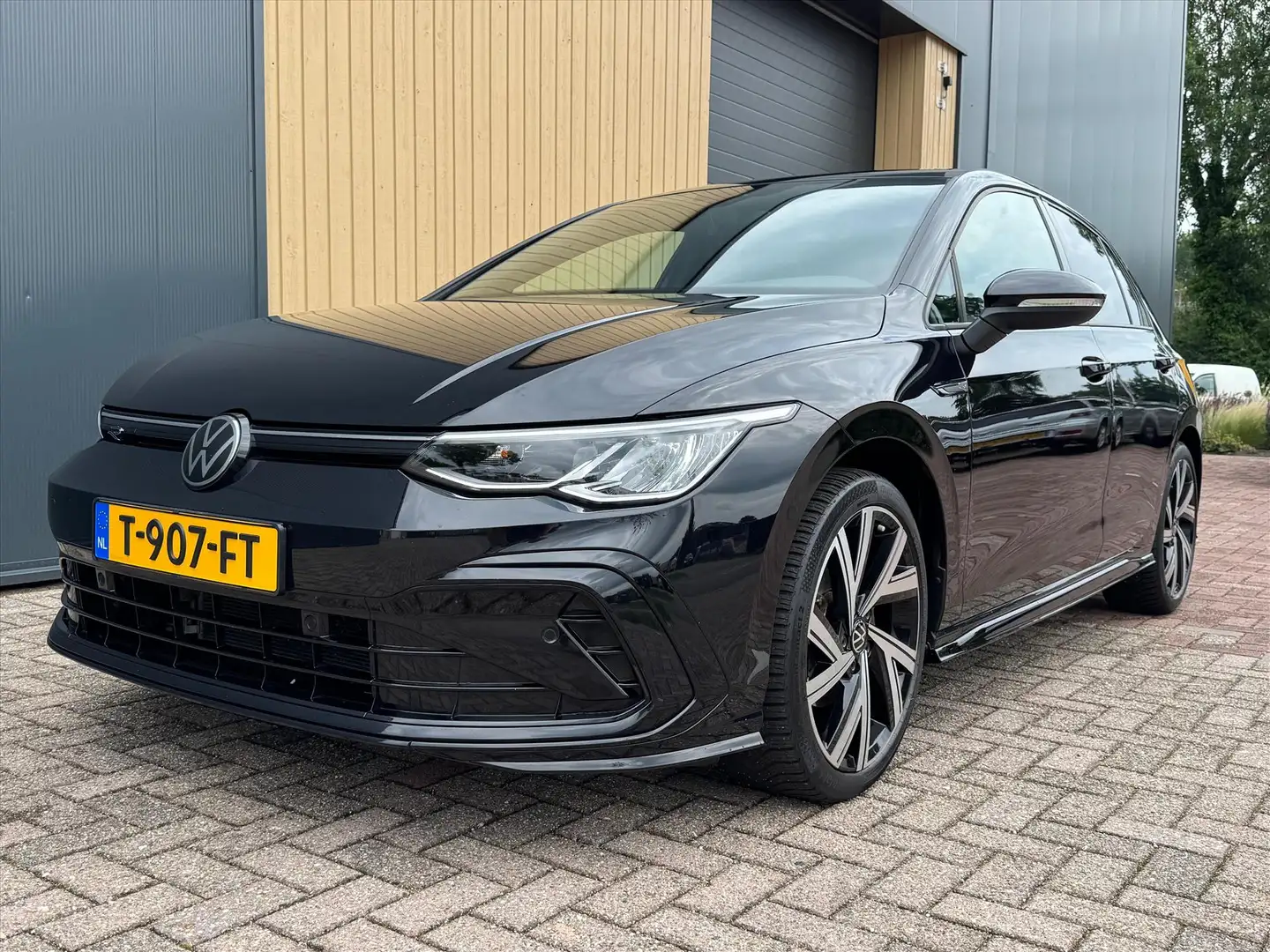Volkswagen Golf 1.5 TSI R-line |NL Auto | ACC | Camera | Carplay | Negro - 1