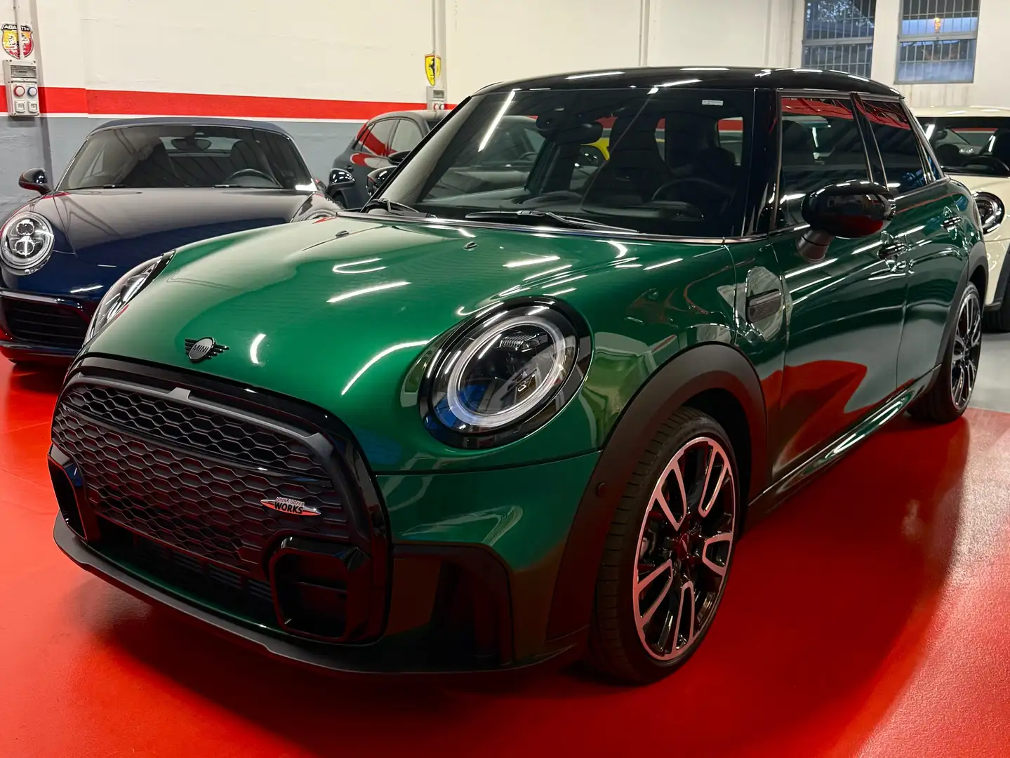 MINI Cooper Mini 5p 1.5 Cooper JCW auto Verde - 2
