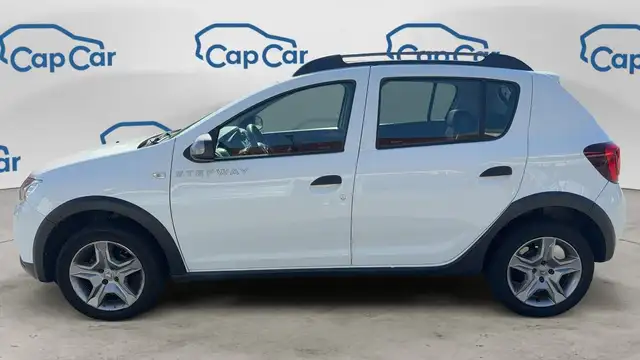 Dacia Sandero view 2