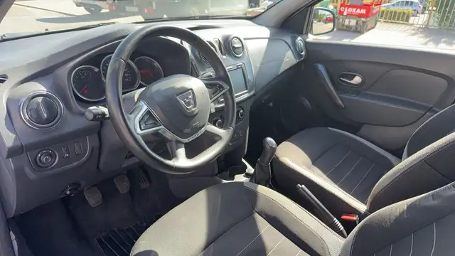 Dacia Sandero view 8