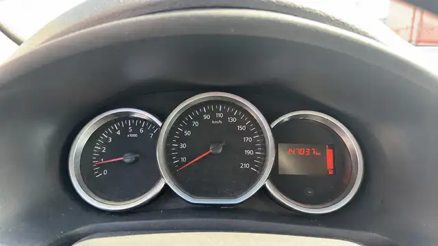 Dacia Sandero view 12
