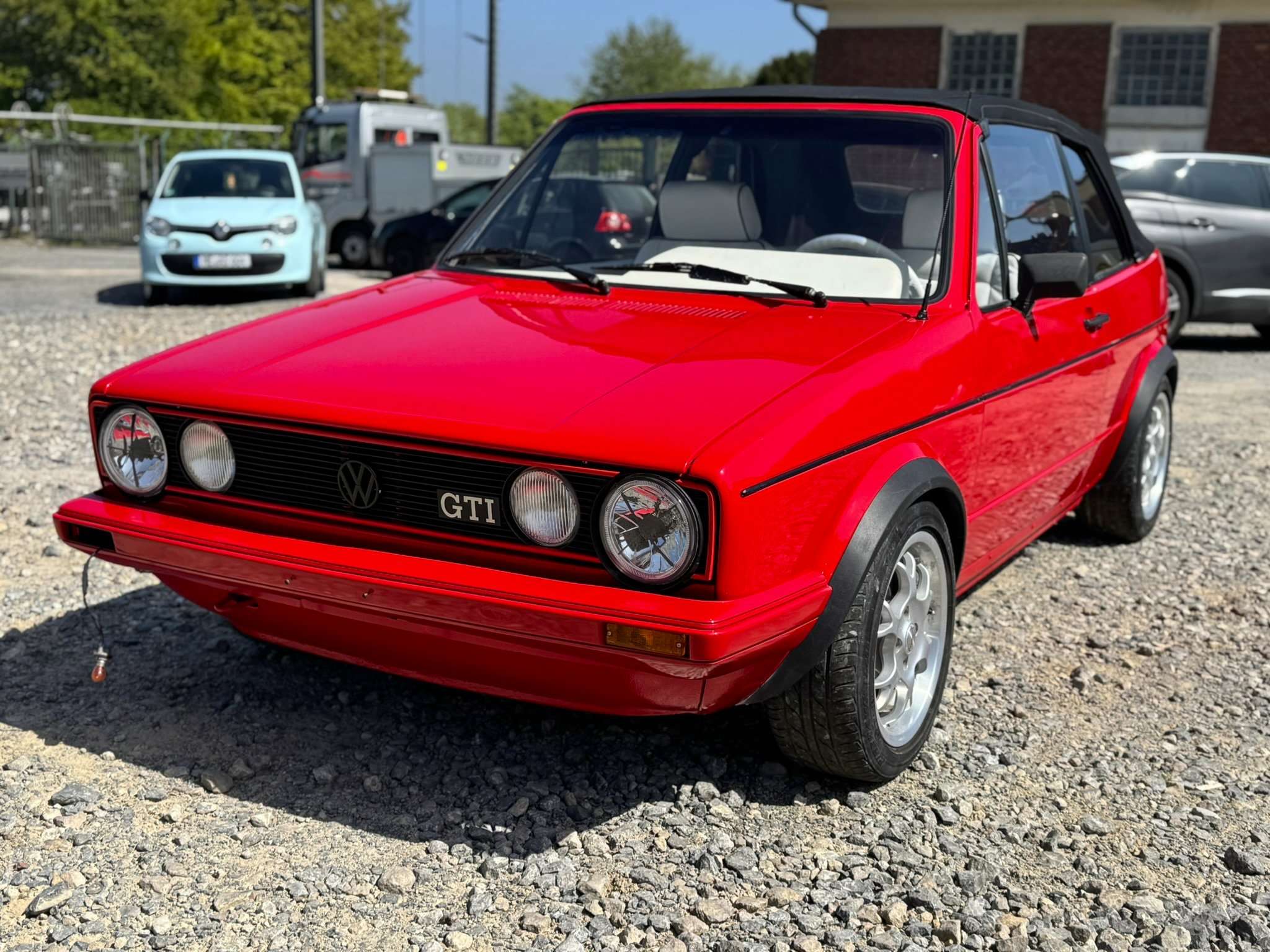 Second hand Volkswagen Golf 1.8