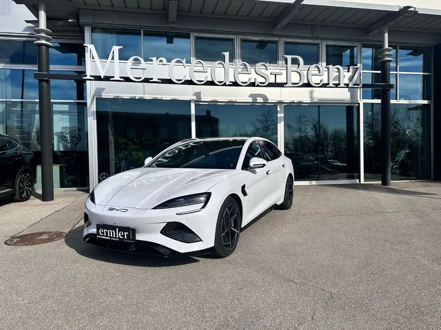 BYD Seal Excellence AWD lagernd AKTION verfügbar Weiß - 2