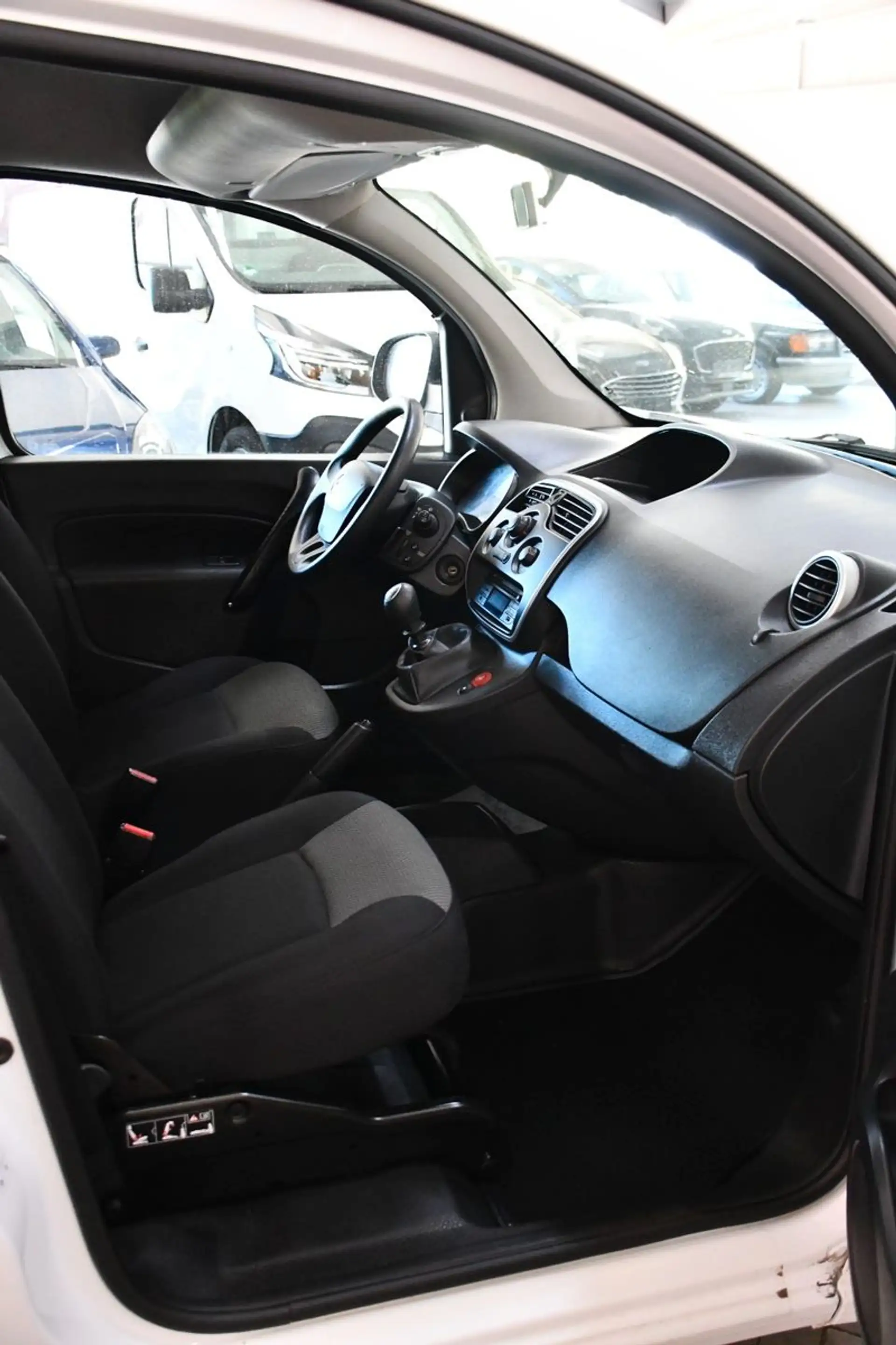 Renault Kangoo Rapid Extra — photo 11