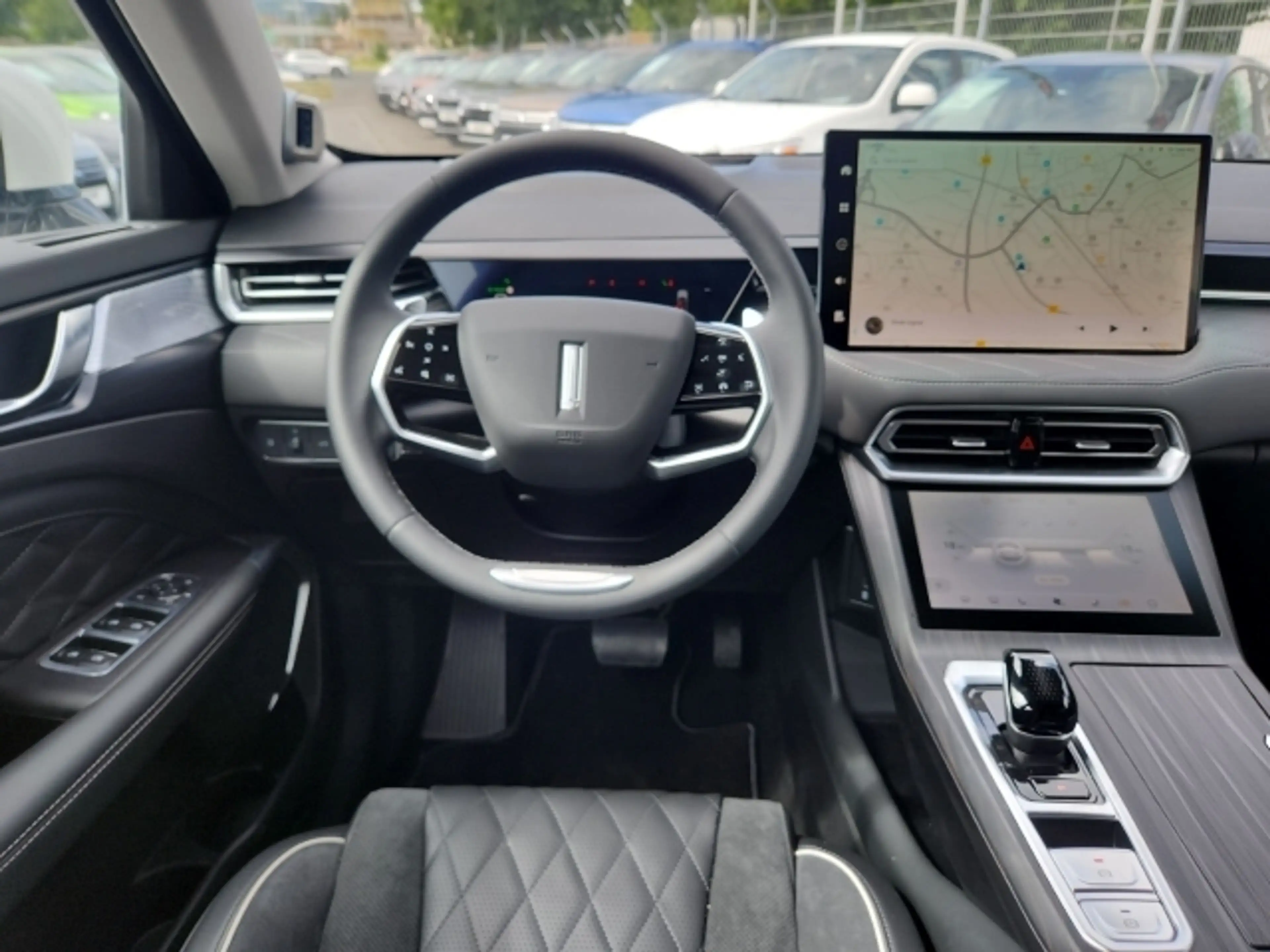 GWM WEY 03 Luxury 4WD Head-Up Sitzklima Infinity Parkassist — photo 11