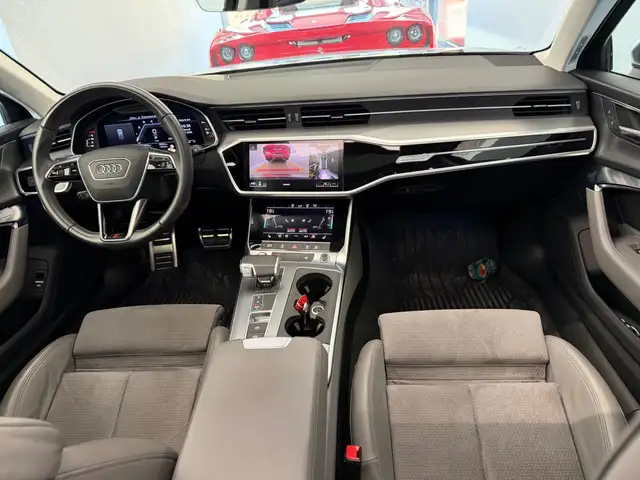 Audi S6 view 9