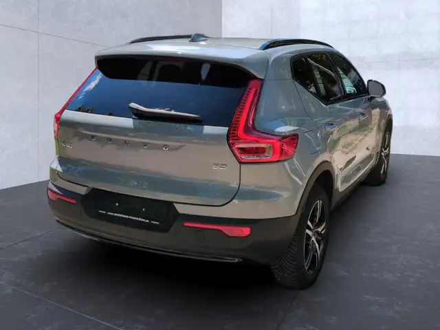 Volvo XC40 view 7