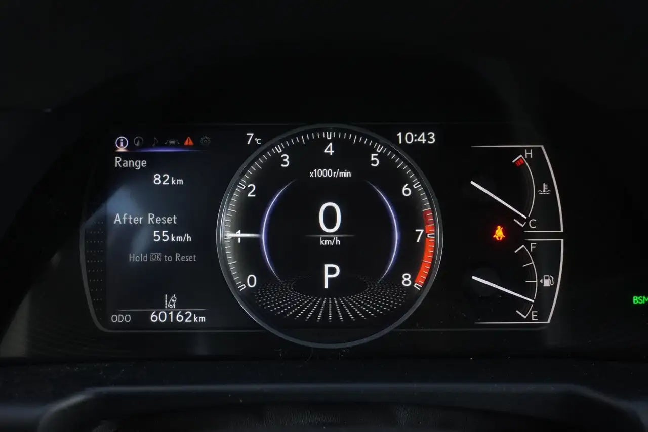 Lexus ES снимка Lexus ES