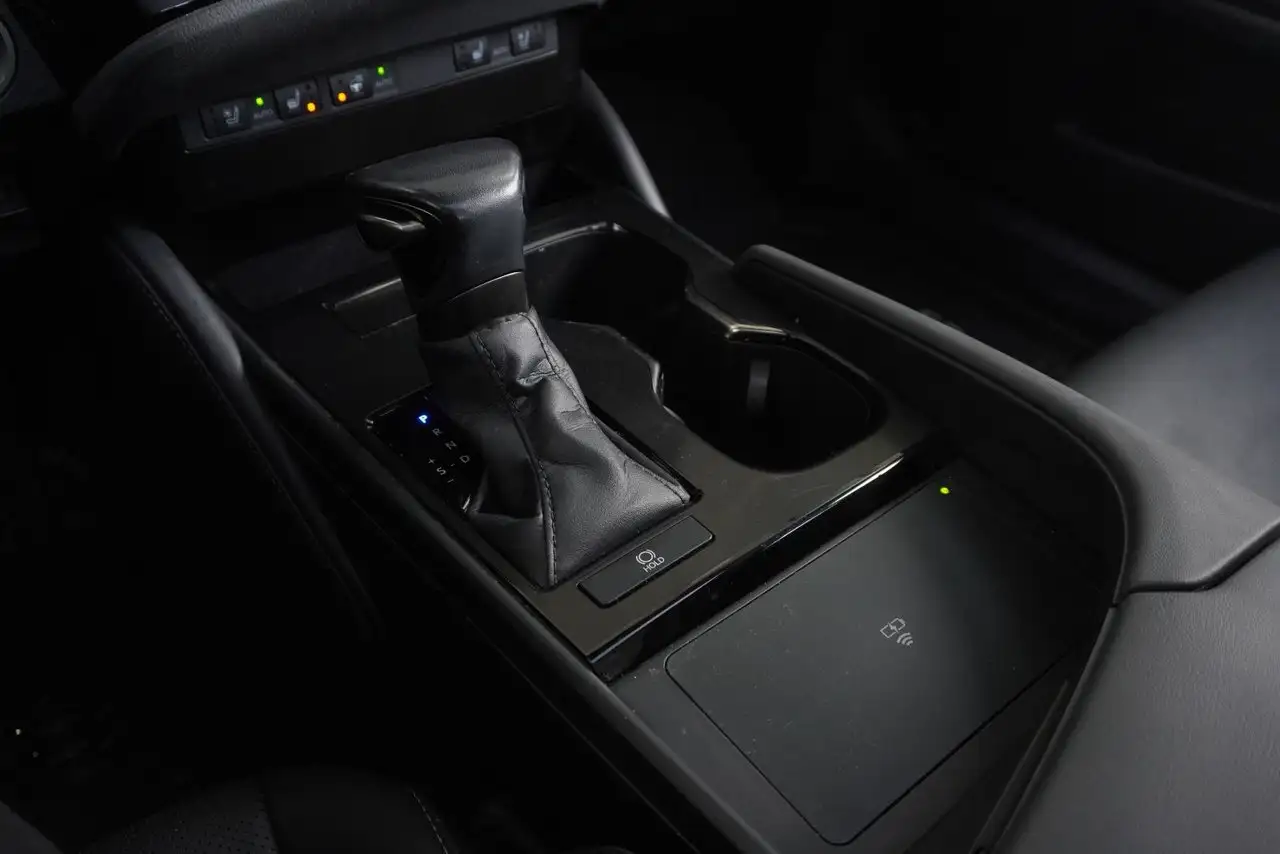 Lexus ES снимка Lexus ES